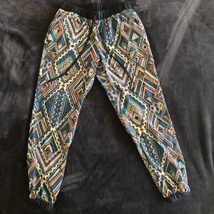 Women’s joggers with pockets